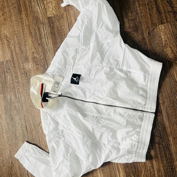 Nike Woman's Large Windbreaker Runner Loose Fit NWT's Flight Jacket - Picture 4 of 5